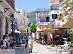 JustGreece.com Shopping street Papadiamantis in Skiathos town Photo 8 - Foto van JustGreece.com